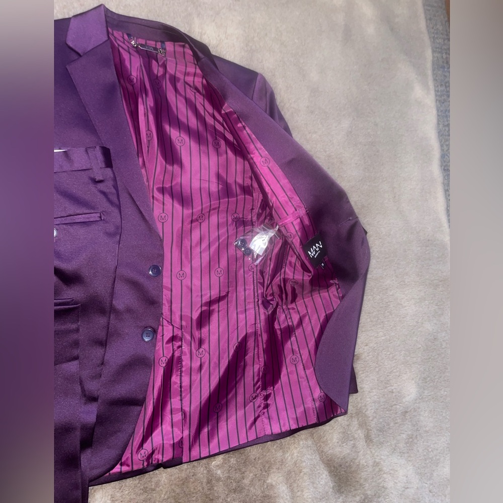 Elegant Purple Men's Suit Jacket
